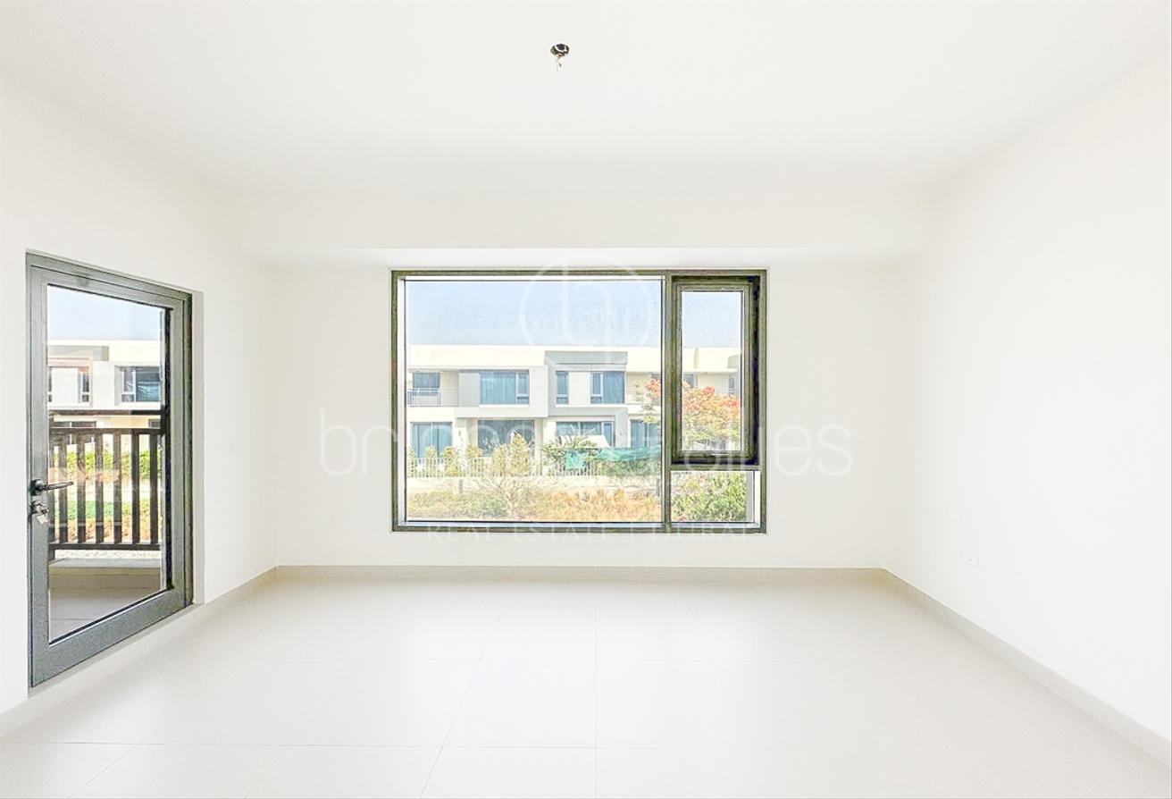 5 BED 3E | 2 MINS WALK TO POOL AND PARK | VACANT photo 18