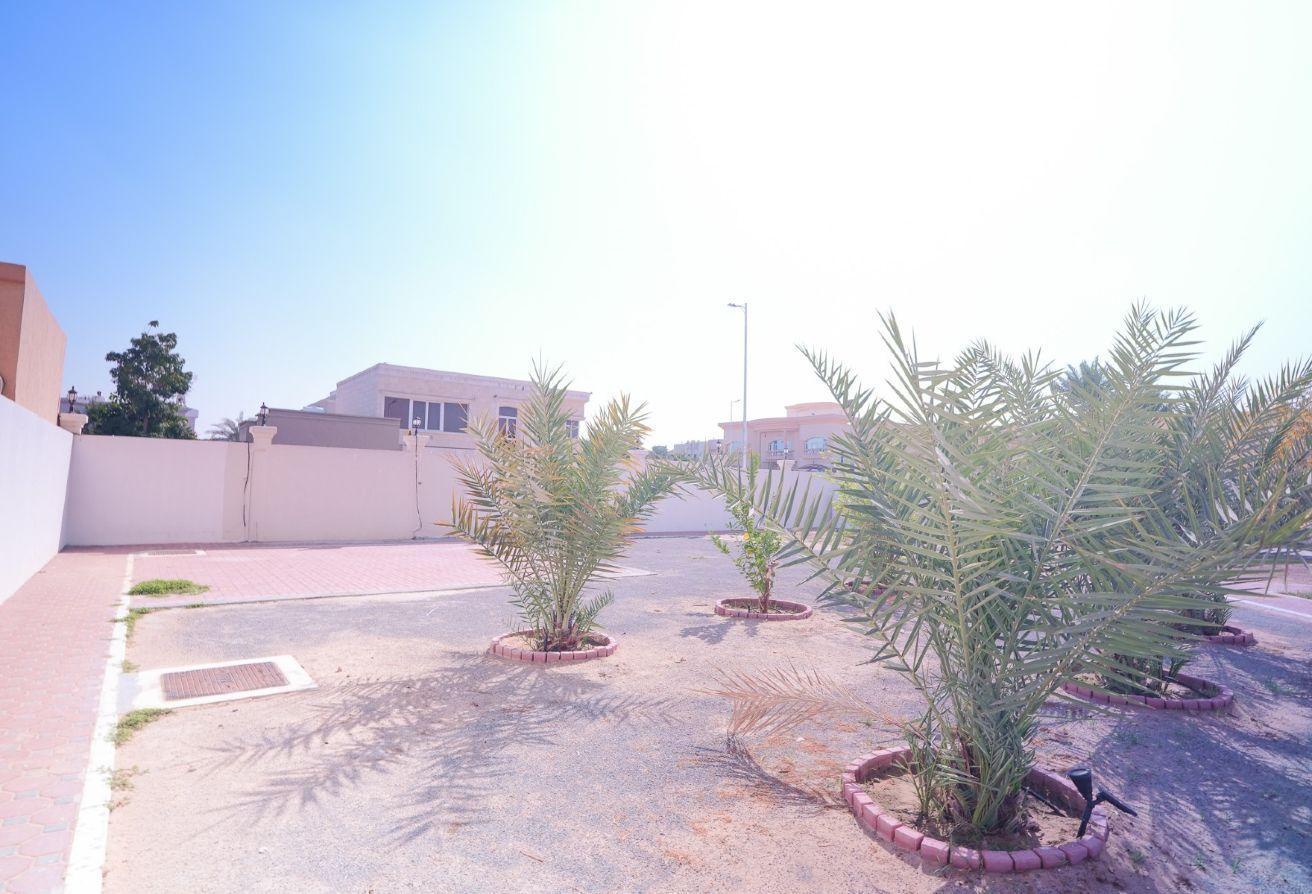 Luxury 5BR Independent Villa | Creek Harbour View photo 8