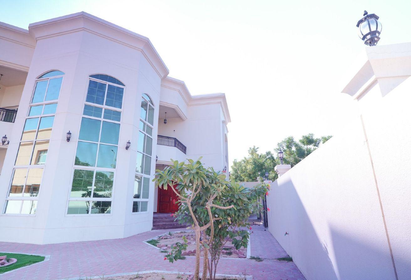 Luxury 5BR Independent Villa | Creek Harbour View photo 5