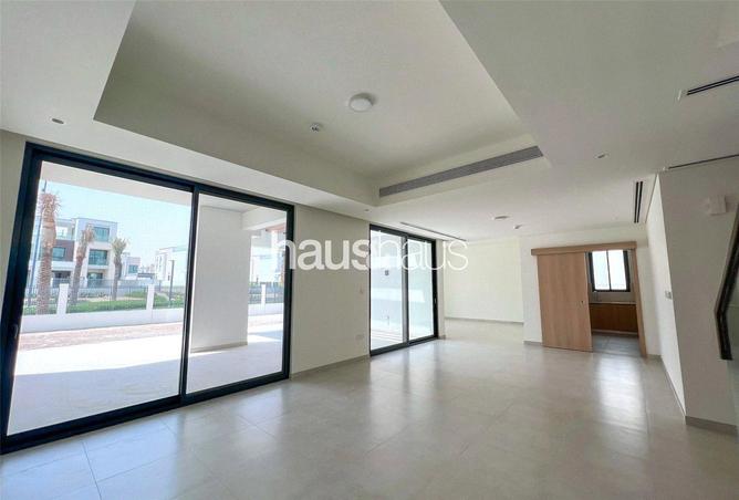 54396398 - Property Image 2