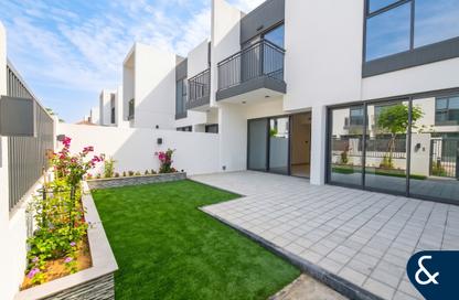 Townhouse - 3 - 4 for sale in La Rosa 2 - La Rosa - Villanova - Dubai