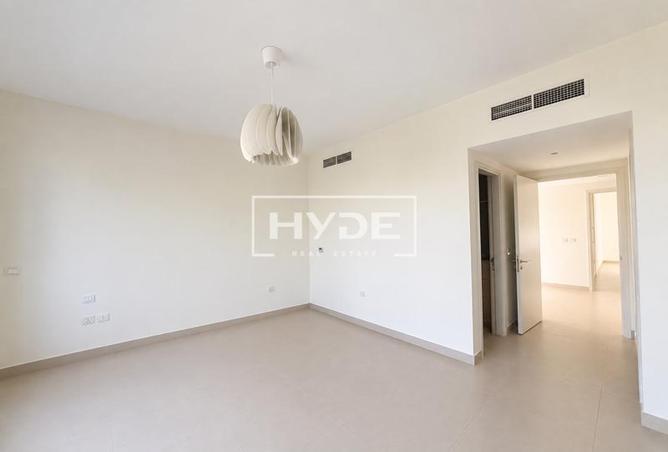 117266590 - Property Image 3