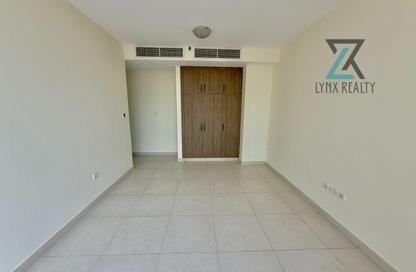 Apartment - 2 - 3 for rent in Rose Building - Al Jaddaf - Dubai Apartment - 2 - 3 for rent in Rose Building - Al Jaddaf - Dubai