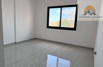Apartment - 1 Bedroom - 2 Bathrooms for rent in Al Rashidiya Towers - Al Rashidiya - Ajman Downtown - Ajman