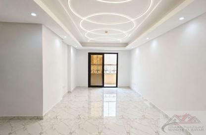 Apartment - 2 - 3 for rent in Muwaileh 29 Building - Muwaileh - Sharjah