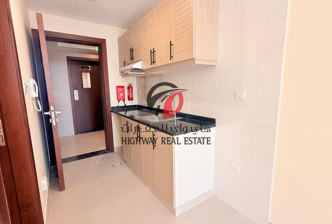 2OiAJ9aq9NA - Property Image 3