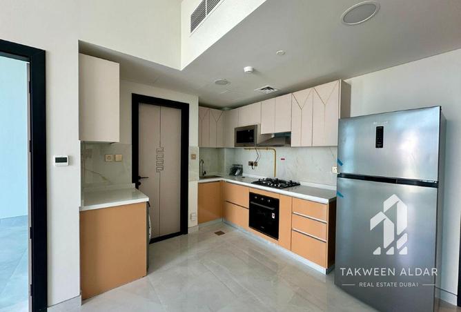 83646400 - Property Main Image