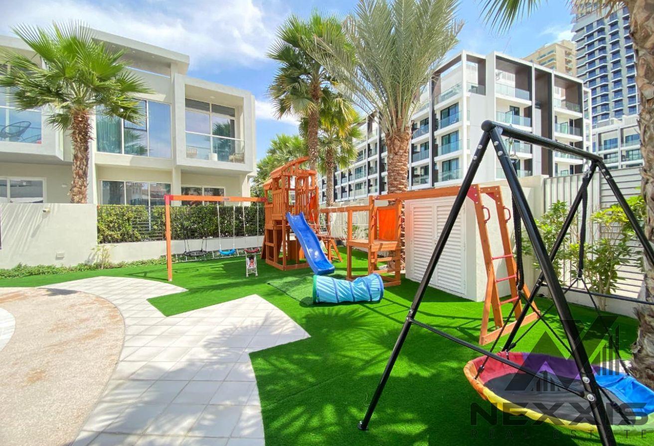 Premium | Private Garden l Community Pool & Gym photo 14