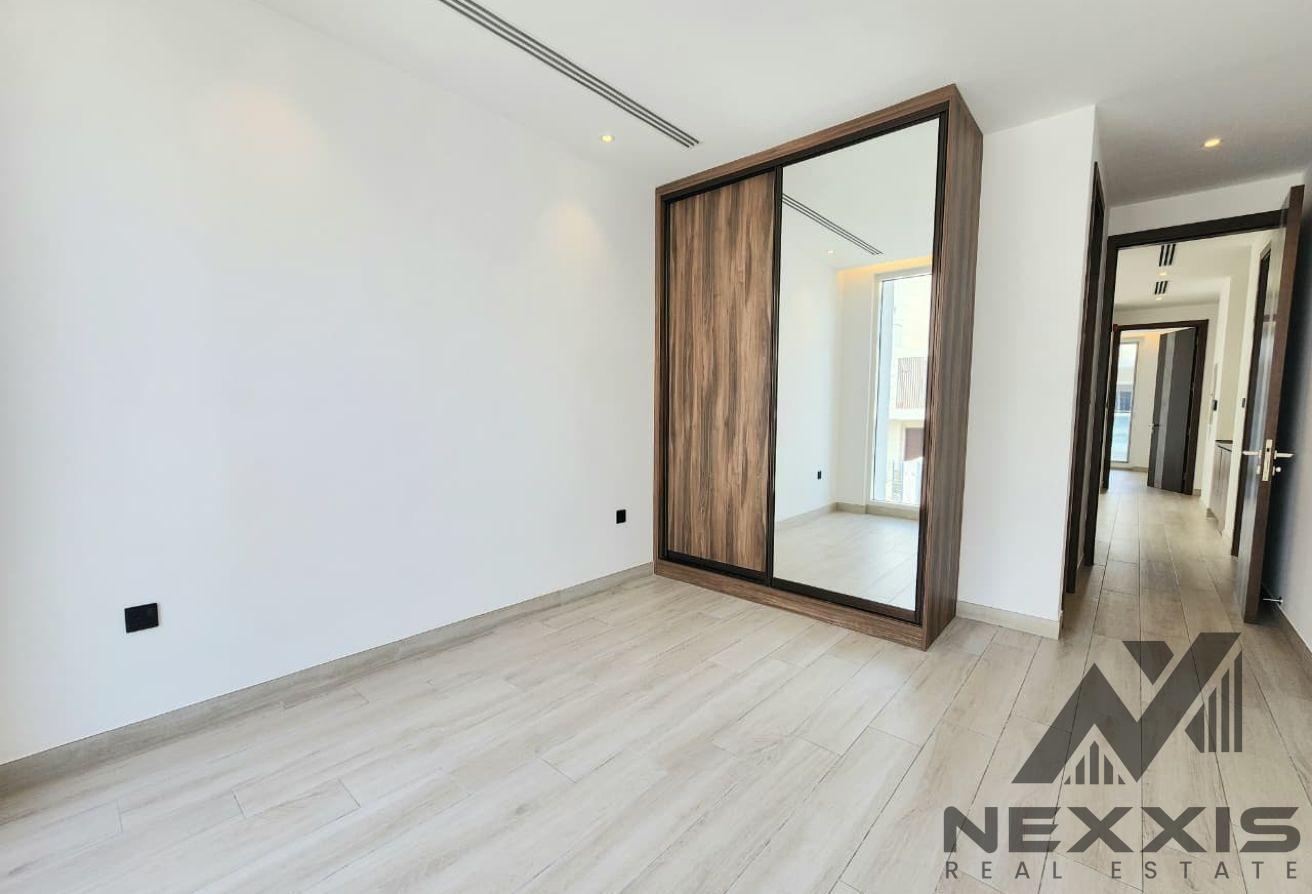 Premium | Private Garden l Community Pool & Gym photo 12