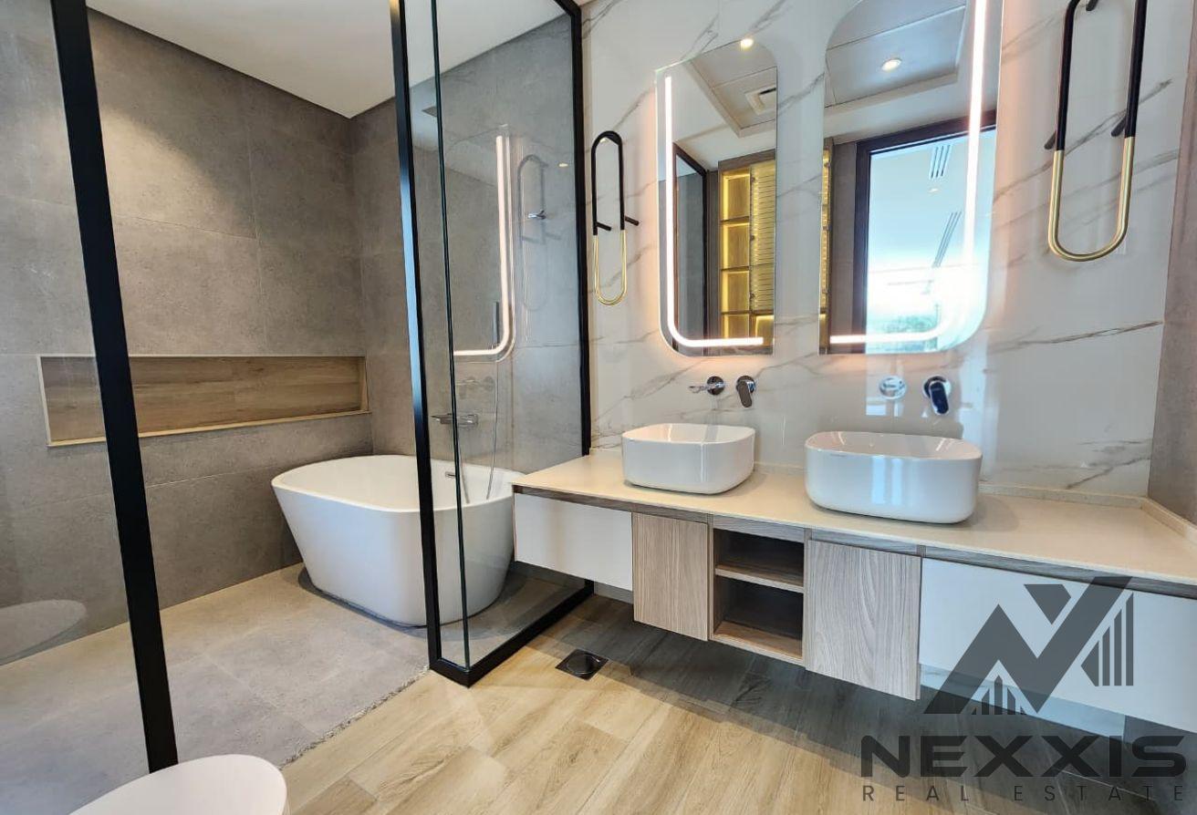 Premium | Private Garden l Community Pool & Gym photo 9