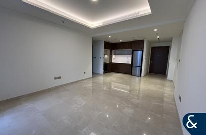 Apartment - 1 - 1 for sale in Palace Beach Residence Tower 2 - Palace Beach Residence - Emaar Beachfront - Dubai Harbour - Dubai