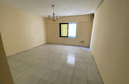 Apartment - Studio - 1 Bathroom for rent in Al Majaz 1 - Al Majaz - Sharjah Apartment - Studio - 1 Bathroom for rent in Al Majaz 1 - Al Majaz - Sharjah