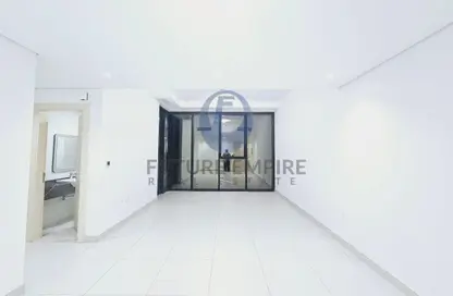 شقة - غرفة نوم - 2 حمامات للايجار في برج عائشة - الجداف - دبي