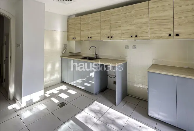 84898068 - Property Image 2