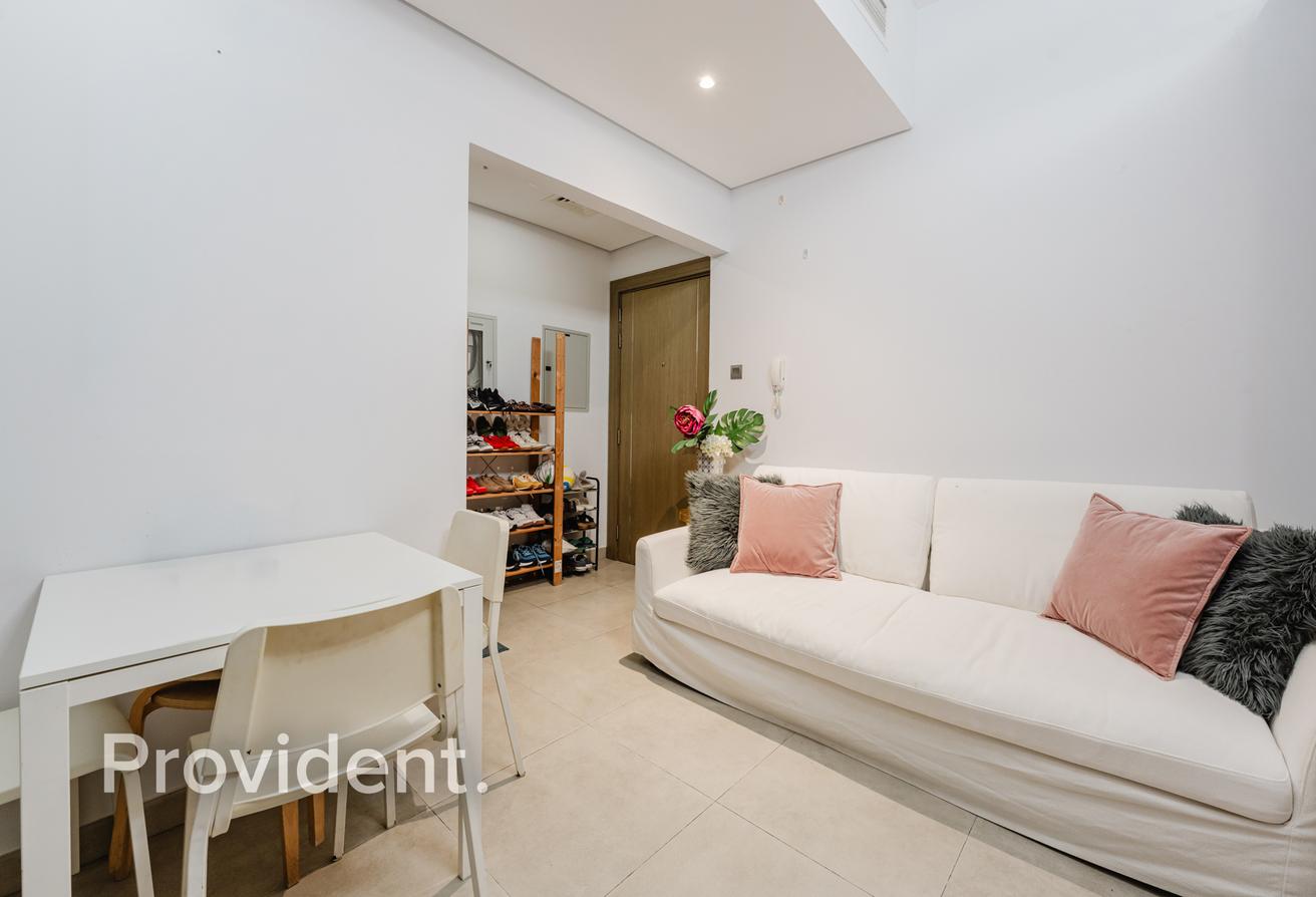 Fully Furnished | Community View | High Floor