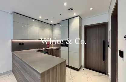 شقة - غرفة نوم - 2 حمامات للبيع في رويال ريجينسي - الخليج التجاري - دبي