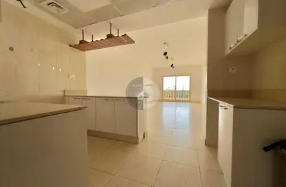 شقة - 1 حمام للايجار في شقق مارينا E - مساكن الحمرا مارينا - قرية الحمرا - رأس الخيمة