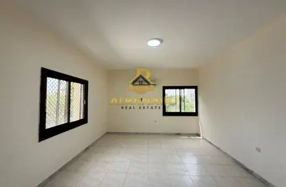 شقة - 3 غرف نوم - 3 حمامات للايجار في العامريه - الجيمي - العين