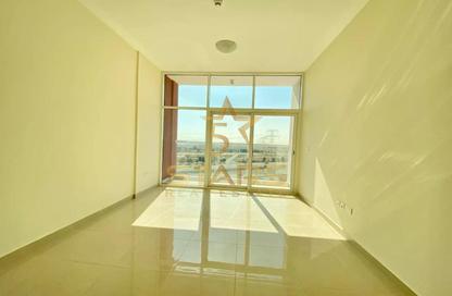 Apartment - Studio - 1 Bathroom for rent in K1 - Dubai Land Residence Complex - Dubai