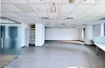 مكتب - استوديو - 1 حمام للايجار في البرج الفضي - الخليج التجاري - دبي
