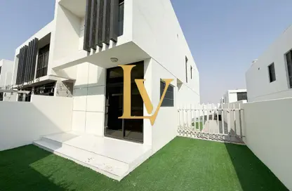Townhouse - 3 Bedrooms - 5 Bathrooms for sale in Aurum Villas - Sanctnary - Damac Hills 2 - Dubai Townhouse - 3 Bedrooms - 5 Bathrooms for sale in Aurum Villas - Sanctnary - Damac Hills 2 - Dubai