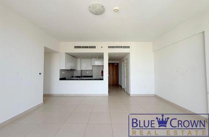 Apartment - 1 - 2 for rent in Golden Sands 16 - Al Mankhool - Bur Dubai - Dubai