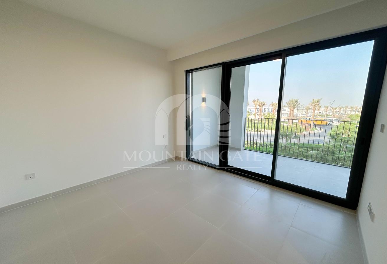Premium Location | Green View | Brand New photo 21