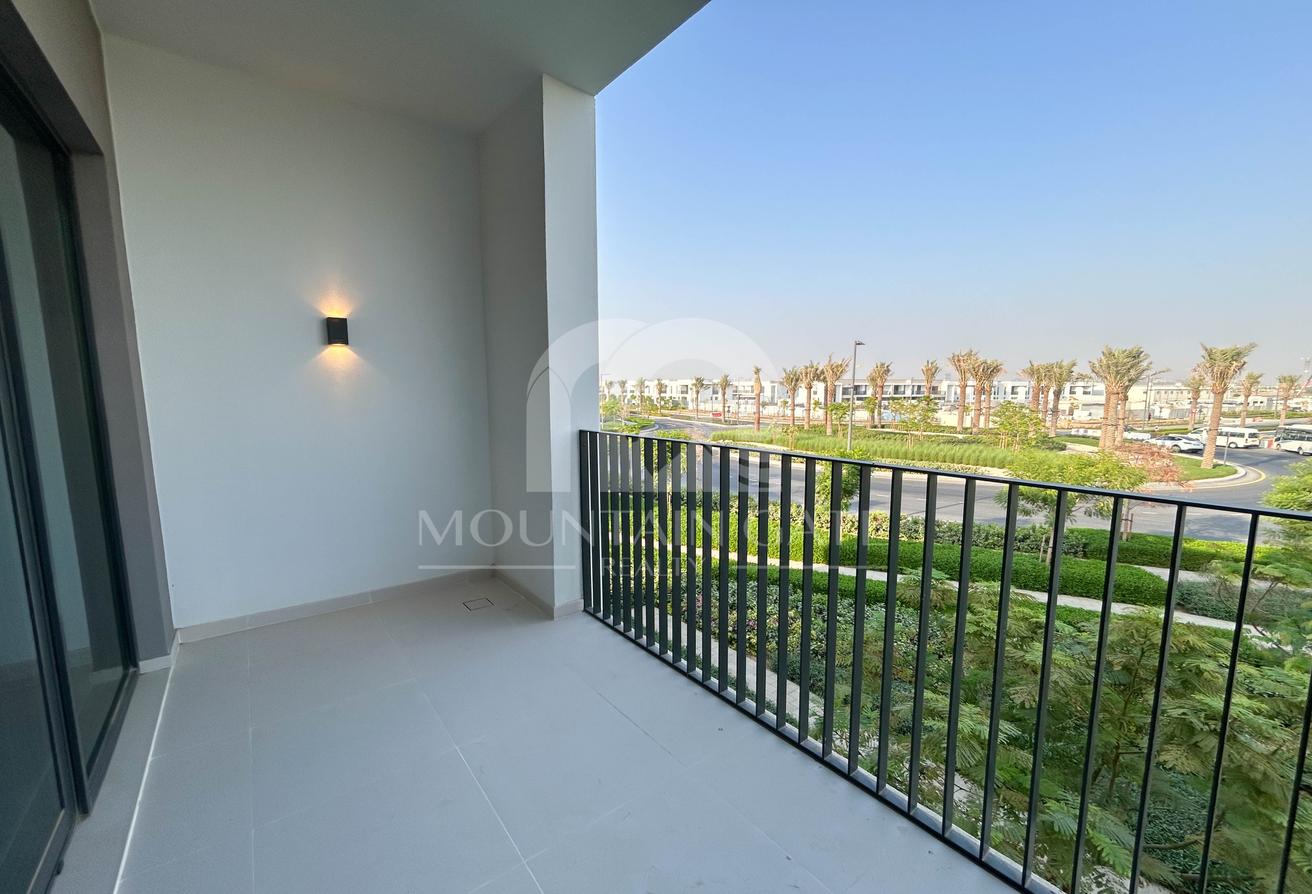 Premium Location | Green View | Brand New photo 9