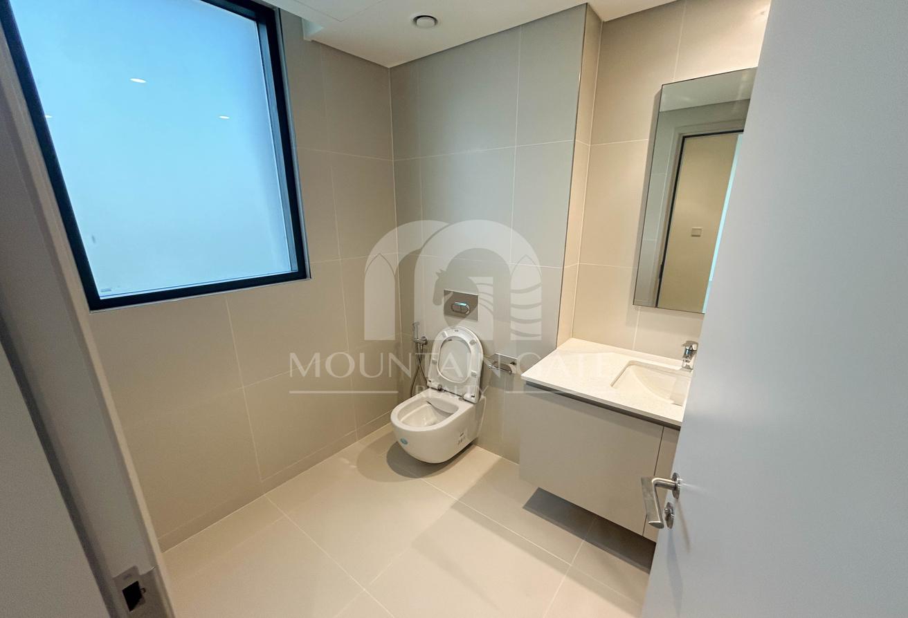 Premium Location | Green View | Brand New photo 22