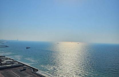 Apartment - 3 Bedrooms - 4 Bathrooms for rent in Corniche Tower - Ajman Corniche Road - Ajman