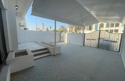 Villa - 4 - 5 for rent in Al Karamah - Abu Dhabi