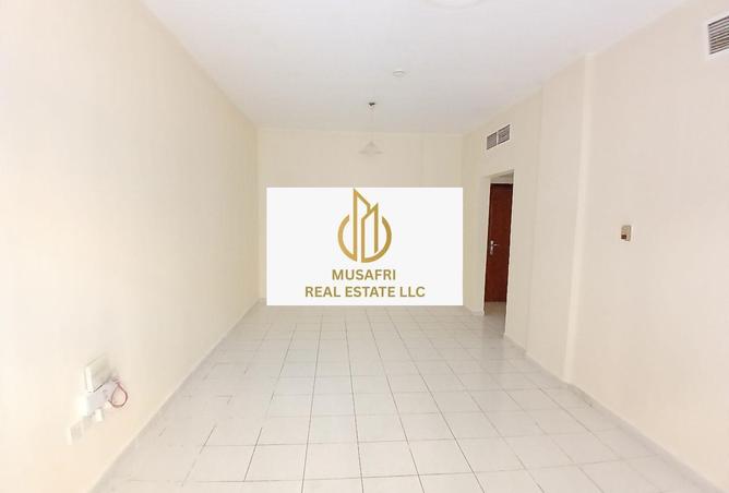 2OezAKF7dTc - Property Main Image