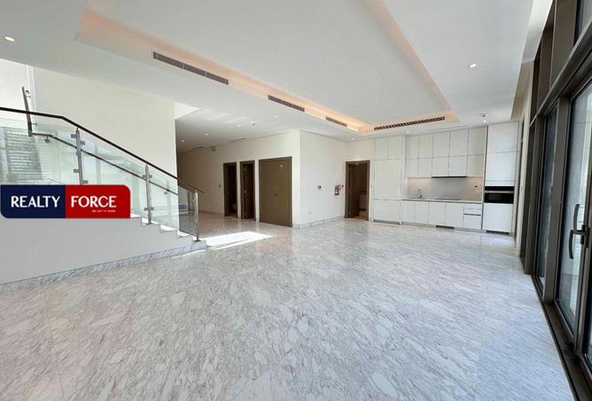 83664489 - Property Image 3