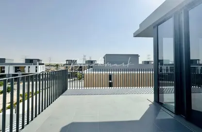 Villa - 5 Bedrooms - 6 Bathrooms for rent in June - Arabian Ranches 3 - Dubai