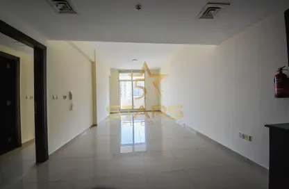 شقة - غرفة نوم - 2 حمامات للايجار في برج فرانكفورت - مدينة دبي الرياضية - دبي