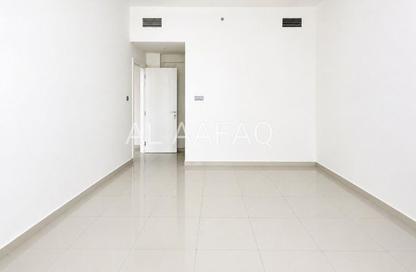 Apartment - 1 Bedroom - 2 Bathrooms for rent in Al Khan Corniche - Al Khan - Sharjah Apartment - 1 Bedroom - 2 Bathrooms for rent in Al Khan Corniche - Al Khan - Sharjah