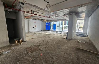 Retail - Studio - 2 for rent in Chic Tower - Business Bay - Dubai