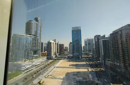 Office Space - 1 Bedroom for rent in The Prime Tower - Business Bay - Dubai