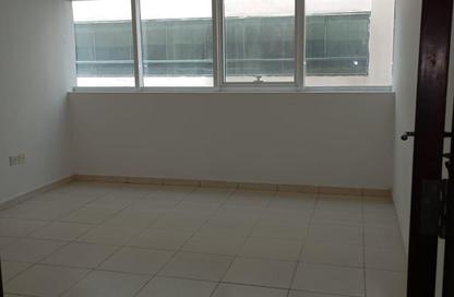 Apartment - 2 Bedrooms - 2 Bathrooms for rent in Thuraya Al Majaz Building - Al Majaz 3 - Al Majaz - Sharjah