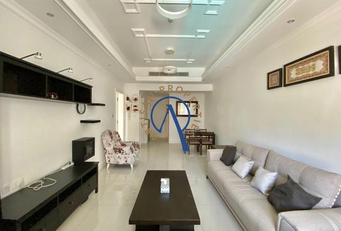 100840608 - Property Image 2