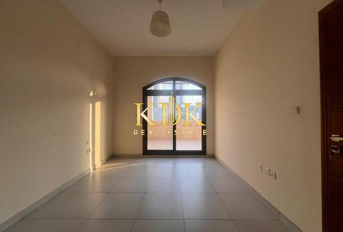 85748789 - Property Main Image