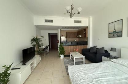 Apartment - Studio - 1 Bathroom for rent in Burj Al Nujoom - Downtown Dubai - Dubai