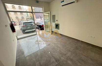 Shop - Studio for rent in Muweileh Community - Muwaileh Commercial - Sharjah