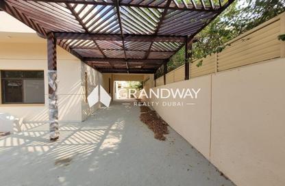 Villa - 4 - 4 for rent in Jumeirah 3 Villas - Jumeirah 3 - Jumeirah - Dubai