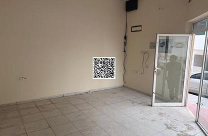 Shop - Studio for rent in Liwara 1 - Ajman
