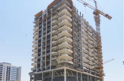 Apartment - 1 Bedroom - 2 Bathrooms for sale in Weybridge Gardens 1 - Weybridge Gardens - Dubai Land Residence Complex - Dubai