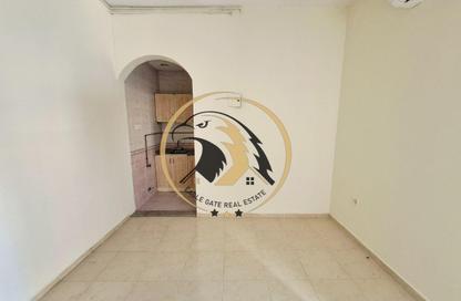 Apartment - Studio - 1 for rent in Fire Station Road - Muwaileh - Sharjah