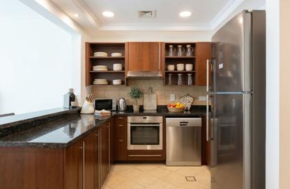Apartment - 2 Bedrooms - 3 Bathrooms for rent in Palm Jumeirah - Dubai