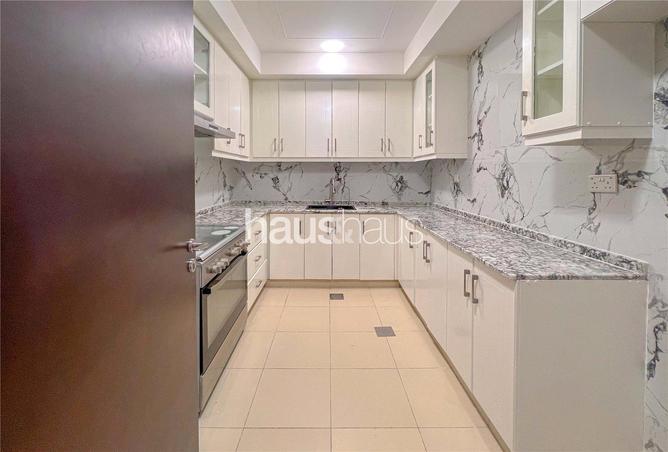 82369359 - Property Image 3