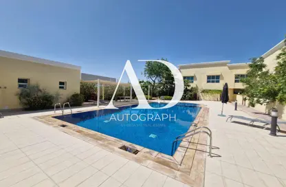 Villa - 5 Bedrooms - 5 Bathrooms for rent in Umm Suqeim 2 Villas - Umm Suqeim 2 - Umm Suqeim - Dubai